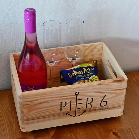 Pier-6 * Scharbeutz