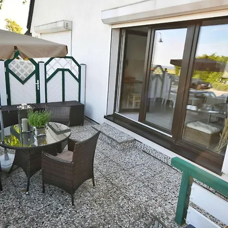 Pier-6 Apartment